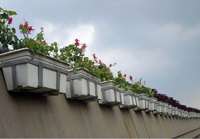 高架橋(qiáo)護(hù)欄花盆