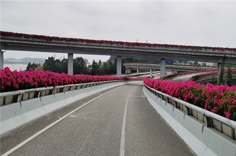 高架玻璃鋼花箱（xiāng）