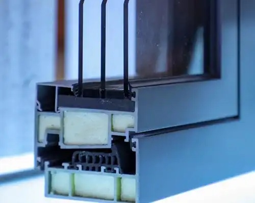 聚氨（ān）酯在建筑门（mén）窗中的四大应用