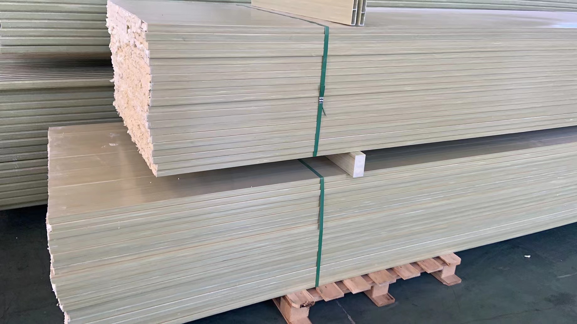 221ca3387d564f7427d94f59ccab292