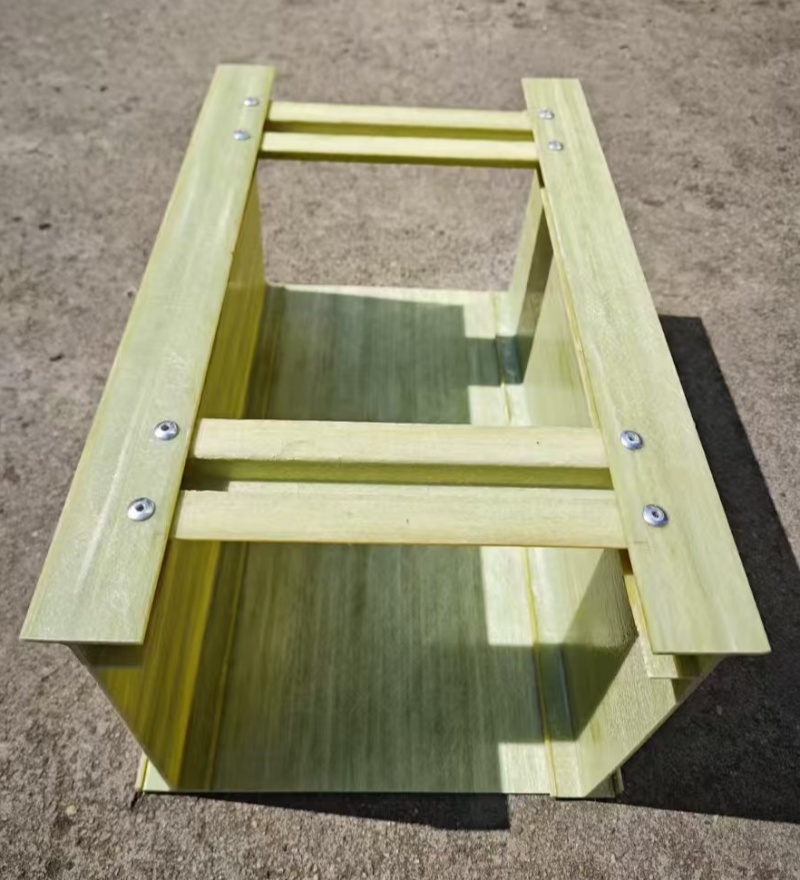 梯式聚氨酯橋（qiáo）架-007