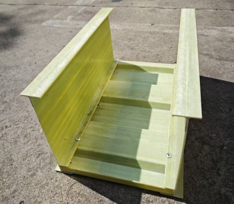 槽式聚氨酯橋（qiáo）架-001